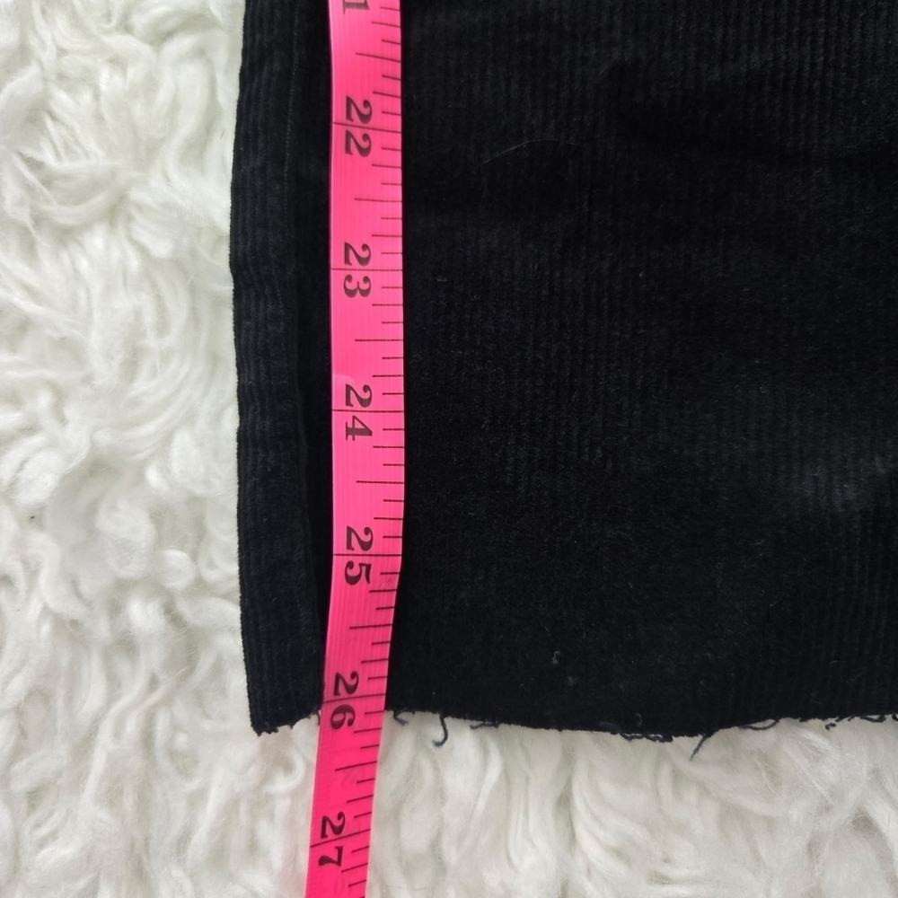 OAT New York HIGH-RISE CORDUROY BUTTON FLY STRAIGHT CROP. Black. Size 25. New. - Picture 6 of 9